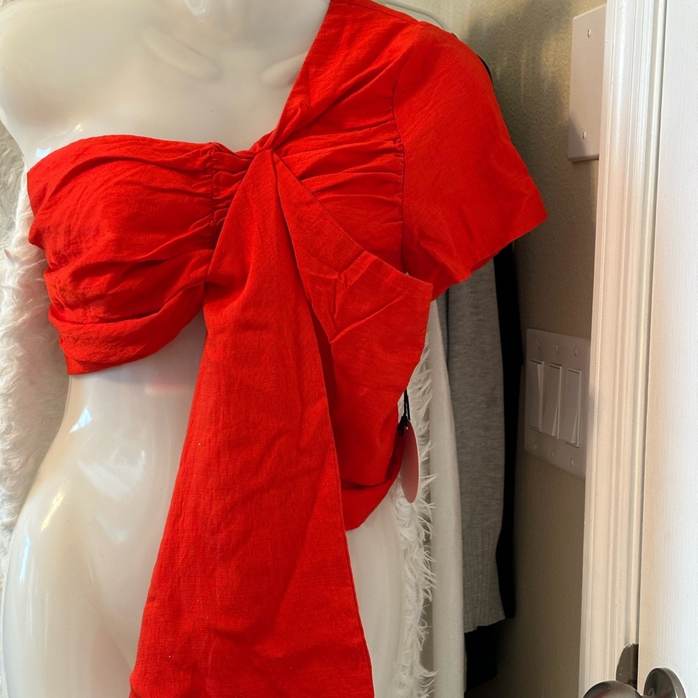 Top red